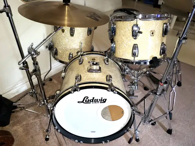 Ludwig Jazz Drum Kit Maple 4Piece W/18,14,12,14x6.5 Marine Pearl62863736594433121