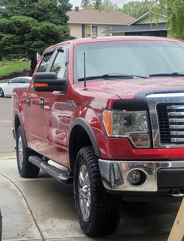 Mechanic Special - 2010 F-150 5.4l XLT 4x4 - NEEDS ENGINE in Cars & Trucks in Calgary