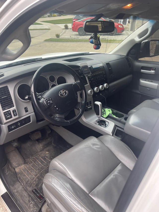 Toyota tundra LIMITED  crewmax  in Cars & Trucks in Kitchener / Waterloo