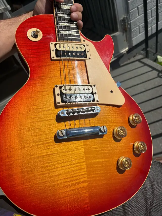 Gibson Les Paul Traditional in Guitars in Dartmouth - Image 2