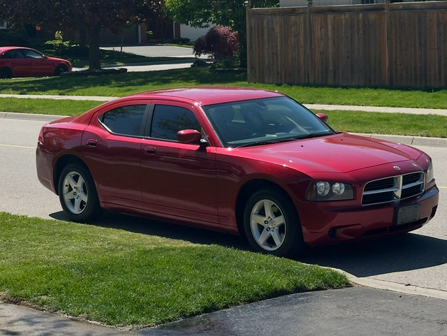 2010 dodge charger  in Cars & Trucks in Oakville / Halton Region