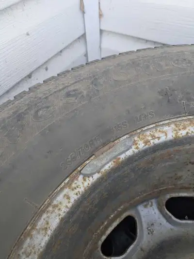 4 winter tires on rims. Size in picture. Fits f150. $400 for all 4 or make an offer. Pick up in york...