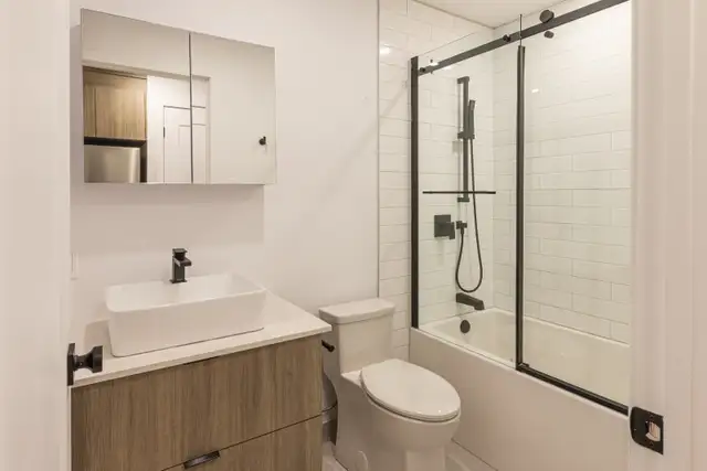 Appartement meublé 3 1/2, tout inclus — Métro Frontenac in Long Term Rentals in City of Montréal - Image 7