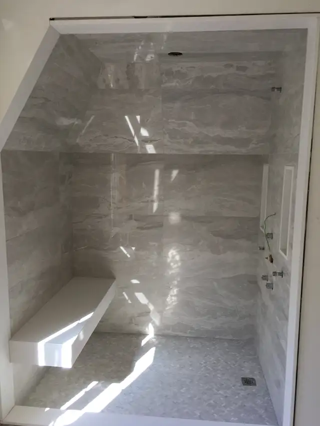 TILE INSTALL in Flooring in Oshawa / Durham Region - Image 2