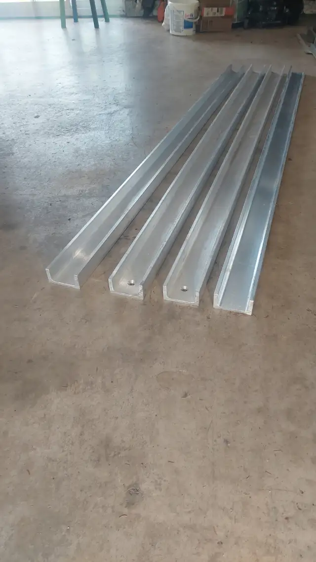 Aluminum C channel