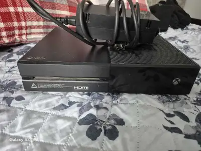 Xbox one and 9 games , View more