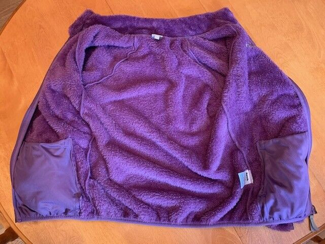 Bench Sherpa purple jacket  Size 14/16 in Kids & Youth in City of Halifax - Image 4