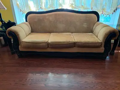 Vintage Sofa Set Britannia Rose Collection, View more