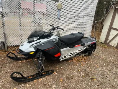 Barely used sled with only 356km. Comes with additional two up seat. Only driven on lake over 2 wint...