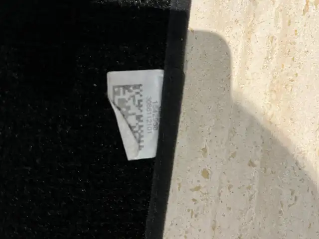 Genuine BMW 3 Series Carpeted Floor Mat - Front and Rear in Other Parts & Accessories in City of Toronto - Image 6