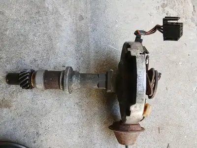 1112928 Pontiac 400 distributor. 1975 Trans Am, View more