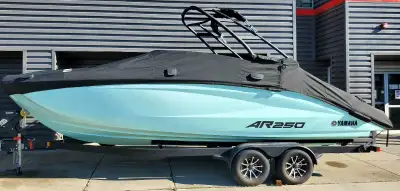 Brand New 2024 Yamaha AR250 Jet Boat Twin 4-cylinder, 4-stroke, 1.9 Litre High Output Yamaha Marine...