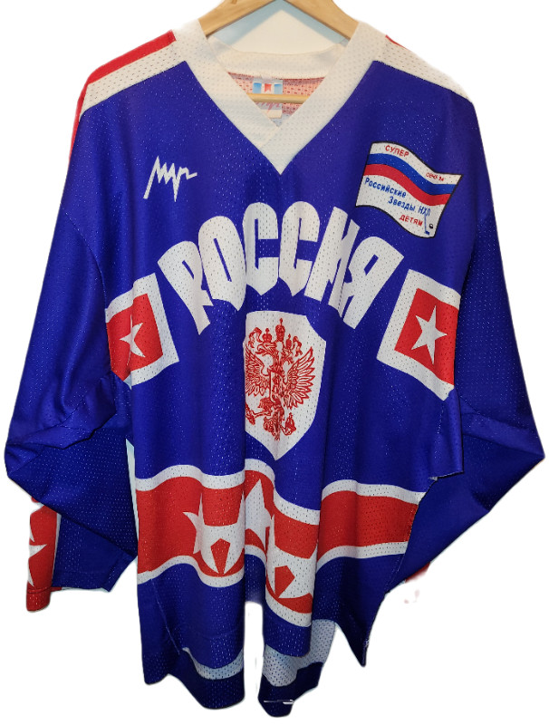 Canucks Orca 2000 jersey/ Fedrov Russian jersey in Arts & Collectibles in Red Deer - Image 4
