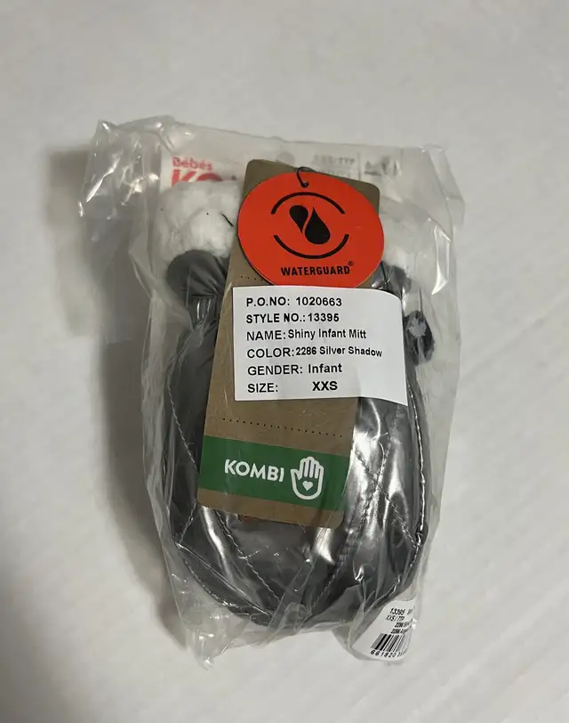 KOMBI - XXS 6/12M - NWT - INFANT MITTENS - METALLIC GREY SILVER in Other in Kingston - Image 3