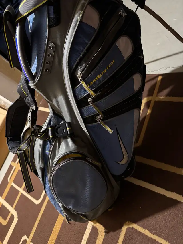 Assorted Golf Club Set + Bag (RH) in Golf in Mississauga / Peel Region - Image 5