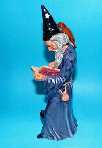 ROYAL DOULTON "THE WIZARD" Figurine-MINT CONDITION