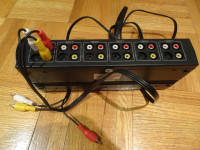 HIP GEAR System Selector  LM493 S-Video A/V HUB PS1, Nintendo