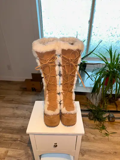 Super fancy bougie boots They have been an ornament more than anything