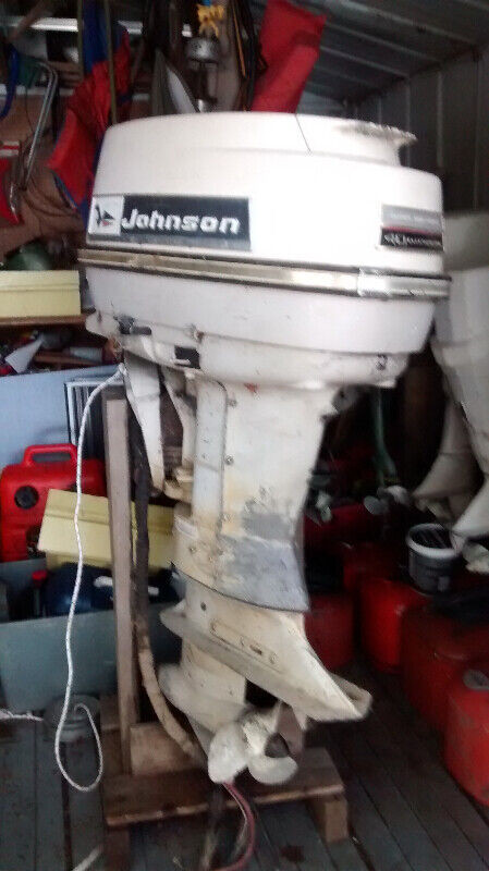 25-40hp Johnson Evinrude Gale OMC outboard parts in Boat Parts, Trailers & Accessories in Norfolk County - Image 2