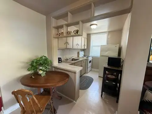 FULLY FURNISHED 1 BEDROOM APARTMENTS – SARNIA Move-in ready 1 bedroom, 1 bathroom fully furnished un...