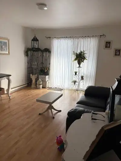 2 Bedroom Apt- Top Floor- Read Details