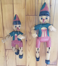 DEUX ANCIENNES MARIONNETTES EN BOIS "PINOCCHIO"