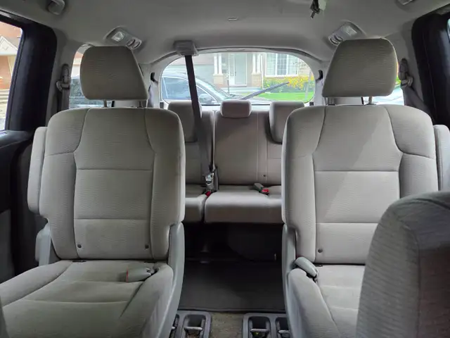 2012 Honda odyssey541162074895831046