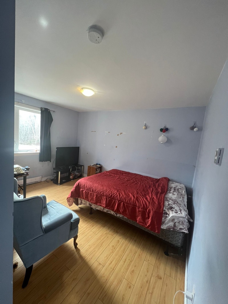 Room available for sharing in 2BHK in stdney near aminities Long Term Rentals Cape Breton