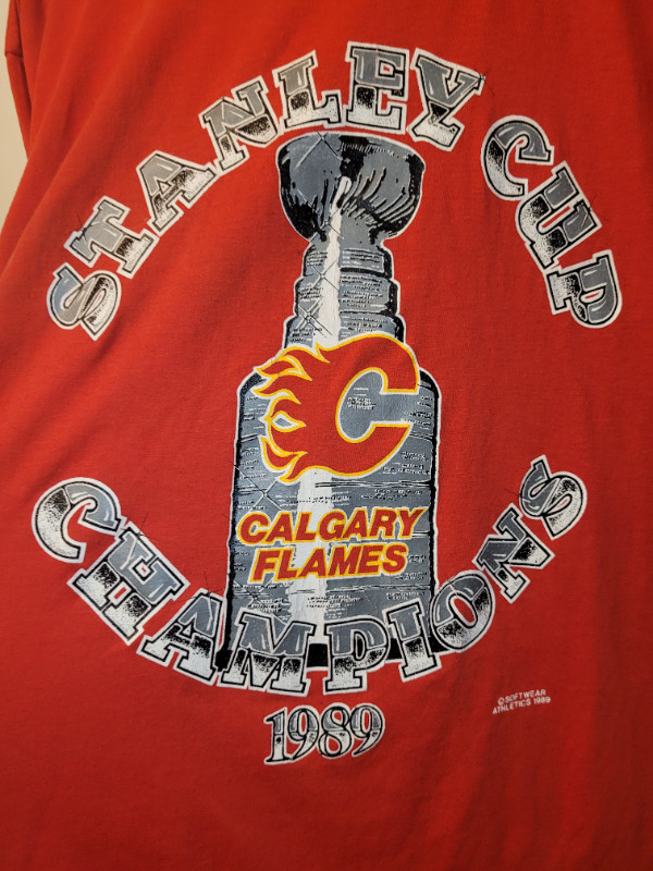 Rare 1989 Calgary Flames Stanley Cup Softwear t shirt Adult L in Arts & Collectibles in Red Deer - Image 4