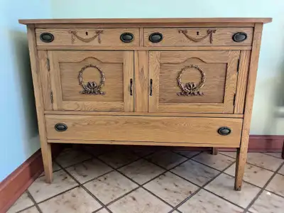 SIDEBOARD_ANTIQUE_SOLID WOOD(OAK)_BEAUTIFUL, View more