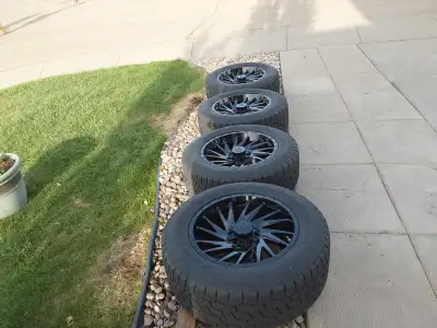 SET OF 4 275 60 R20 TOYO OPEN COUNTY AT 3 BRAND NEW AND GT TOMAHAWK 20X9 6X135 6X139 7 WHEELS BRAND...