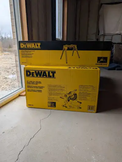 DEWALT Sliding Compound Miter Saw, 12-Inch (DWS779), View more