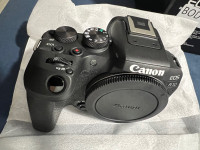 Canon EOS R10 body only with flash 430EZ