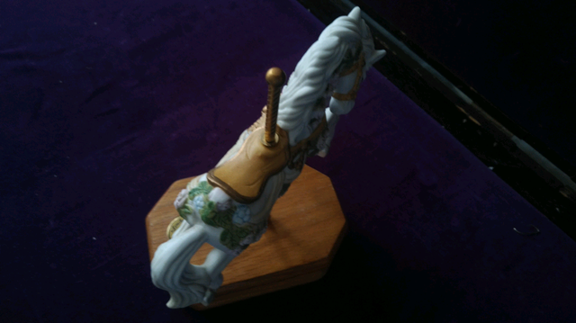 Porcelain Music box Westland numbered Carousel Horse in Arts & Collectibles in City of Toronto - Image 4