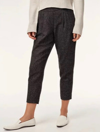 Aritzia Babaton Cohen Wool Blend Lined Pleated Pants (Size 4) 