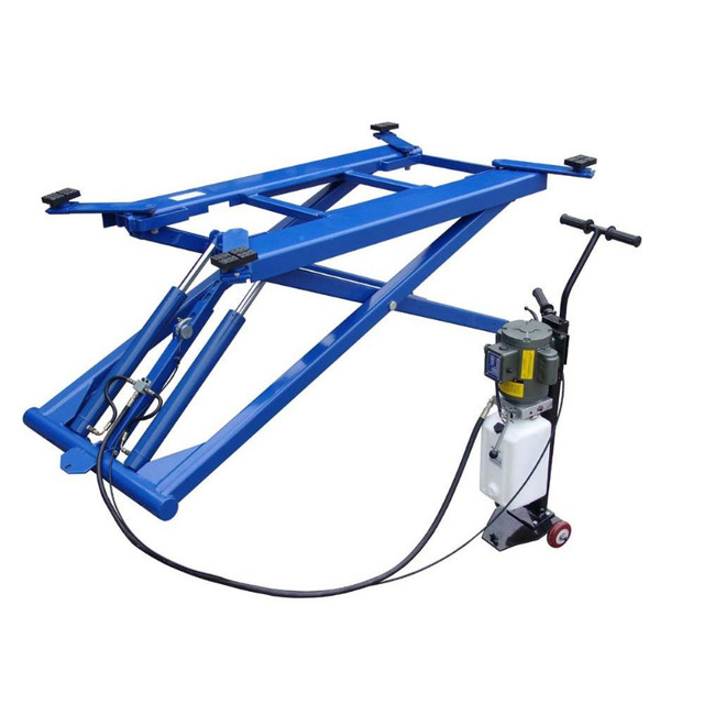 New 6,000 lbs. Mid rise portable scissor 52" Lifting Height in Other in Edmonton - Image 3