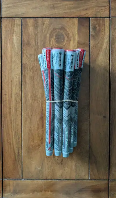 Golf Pride MCC Align Midsize Plus4 Grips, Set of 13, View more