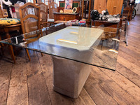 Beautiful pedestal table, beveled glass top.