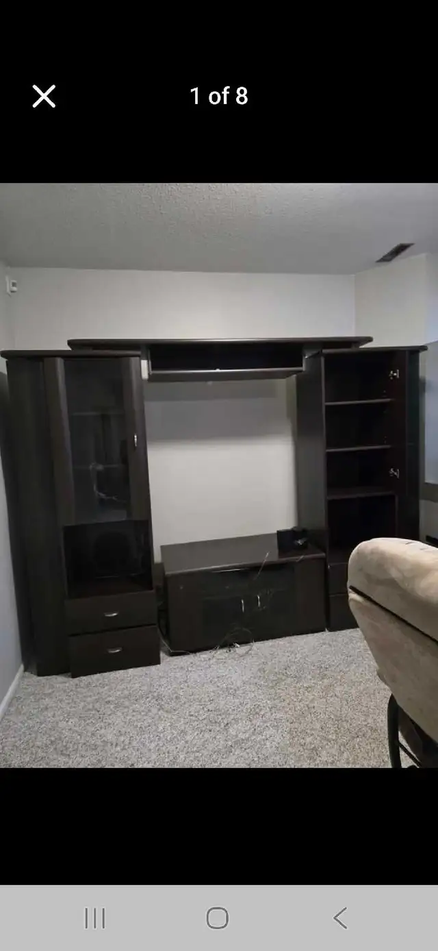 Dark brown entertainment/TV unit in TV Tables & Entertainment Units in Burnaby/New Westminster - Image 2