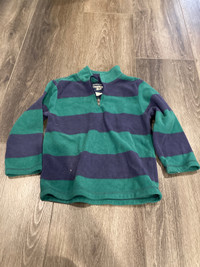 OshKosh navy/green fleece sweater (5T)