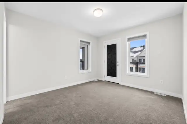 Beautiful Rooms for Rent in Barrhaven , Utilities Included in Room Rentals & Roommates in Ottawa - Image 11