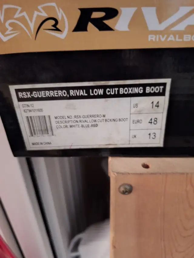BNIB Rival Low Cut Boxing Boot M14, RSX Guerero White Blue Red in Exercise Equipment in City of Toronto - Image 3