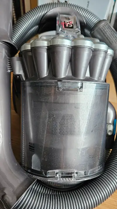 Dyson dc23 motor head vacuum - used but almost 95% new, Dyson DC23 with tools on board, very clean -...