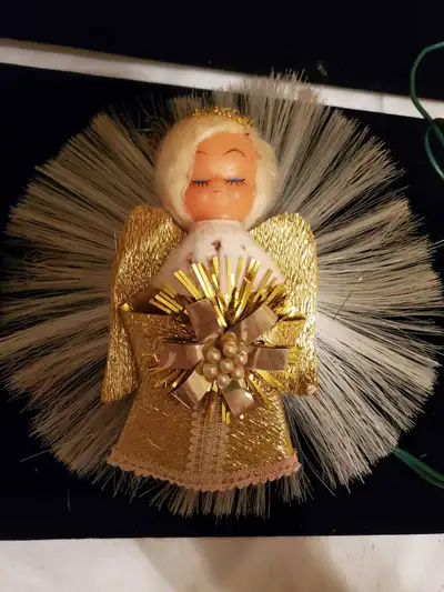 Vintage Christmas ornaments Wanna say 1950s 60s 16 in total 11 are glass and 1 angel topper Priced t...