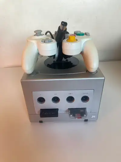 Selling a freshly modded Platinum GameCube with the PicoBoot mod! Lots of experience with modding an...