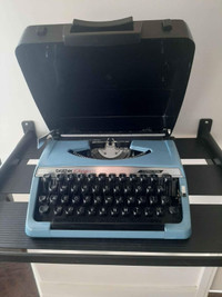 Vintage Typewriter With Case