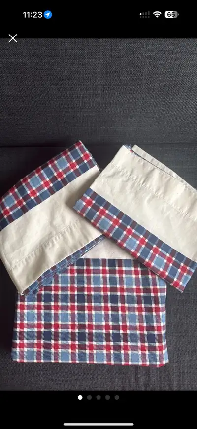 Bedding Set (Queen size) 3 pieces , View more