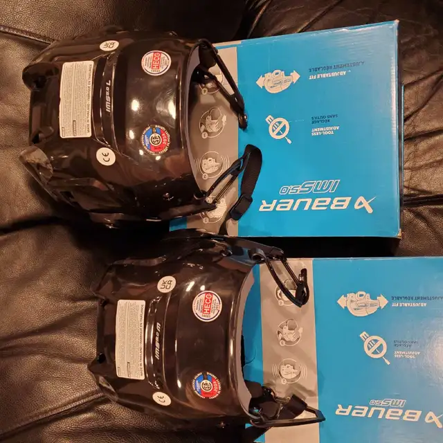 Brand New BAUER Hockey Helmets  in Hockey in Barrie - Image 7