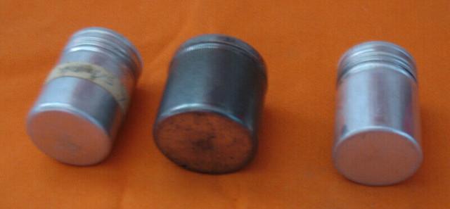 Vintage ANSO Camera B&W Film Roll With Metal Case - UNIT 04 - in Cameras & Camcorders in Edmonton - Image 3