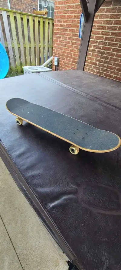Shred the streets with this Mike Mo Capaldi skateboard! This board is barely used. My kid used it 2...